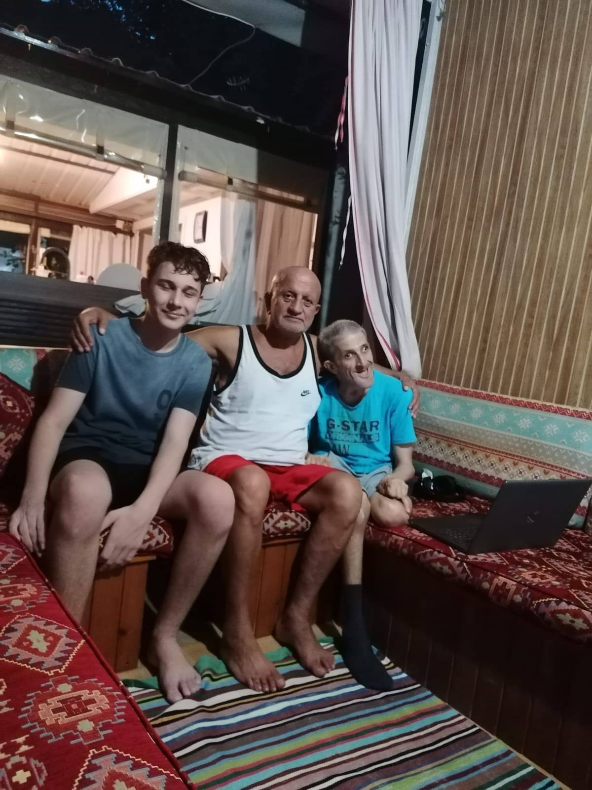 aile10